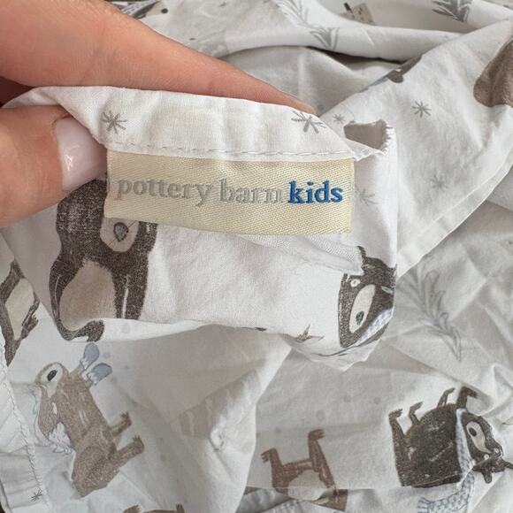 Pottery Barn Kids Other - Pottery Barn twin bed winter